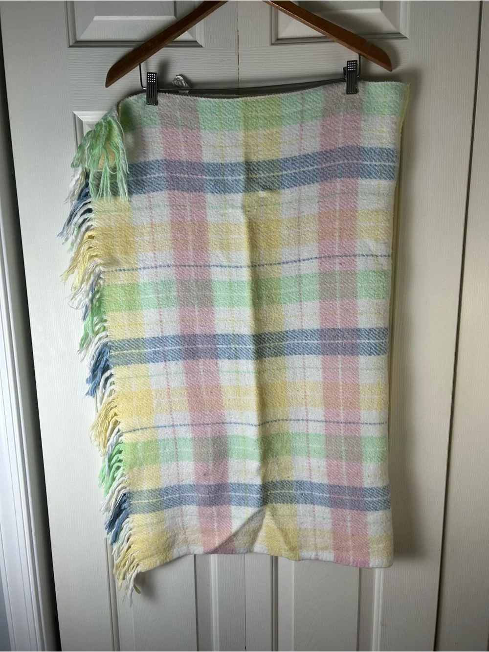 WPL 1675 Plaid Baby Blanket Fringe Edge Trim Pastel Pink Blue Yellow Acrylic USA